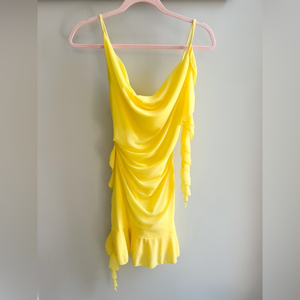 HELLO MOLLY Yellow Twist and Turn Dress (size small)